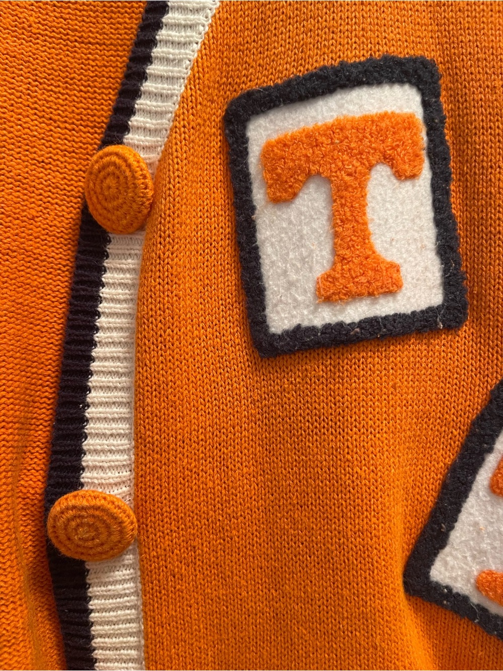 Vintage Collegiate Collection UT TN Orange Knit Vest, Power T Blocks, W Medium - Picture 3 of 5